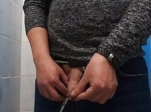 Masturbation, Bureau (Office), Pisser, Public, Amateur, Branlette, Secousses, Toilette, Solo