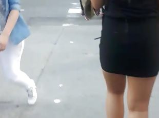 Great ass of the candid amateur babe in the street 03zb