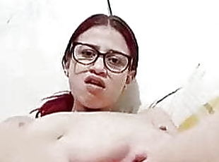 dyakol-masturbation, matanda-old, tomboy-lesbian, latina, labing-walong-taon, webcam, mas-matanda