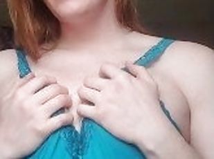 mamelons, amateur, rousse, solo, petits-seins