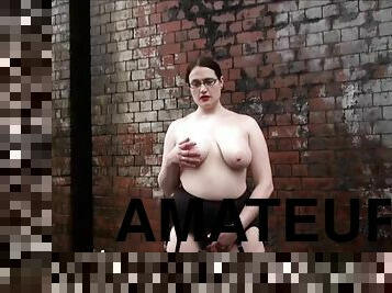 Fat amateur exhibitionist nude public alyss