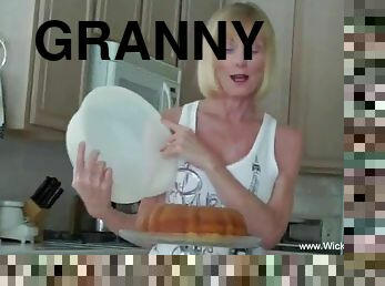 Watch my horny granny go crazy