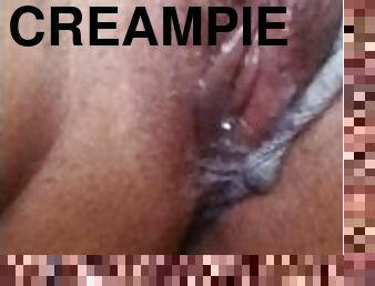 Pussy creampie