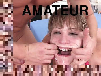 amateur, fellation, ejaculation-sur-le-corps, fellation-profonde, blonde, méchant, bâillonnement, brutal