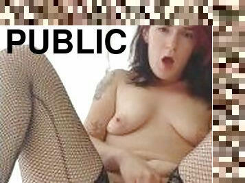 gros-nichons, poilue, masturbation, public, chatte-pussy, ados, plage, doigtage, bas, résille