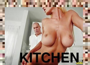 Sean Lawless makes love with Olivia Blu in the kitchen