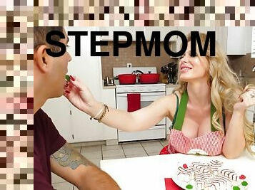 Sensuous stepmom incredible sex clip