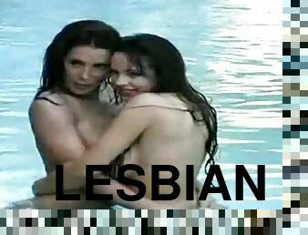 lesbiana, piscina