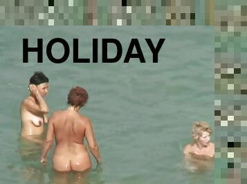 culi, tettone, allaperto, pubblici, fichette, mammine-mature, spiaggia, scene-rubate, scopate, bocce