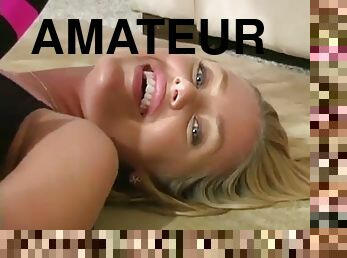 amatir, gambarvideo-porno-secara-eksplisit-dan-intens