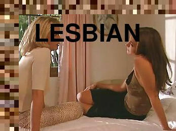 Sexy ladies have a lesbian scene in vintage clip