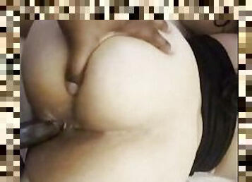 Big Booty Latina Creams on BBC / she cant stop cheating
