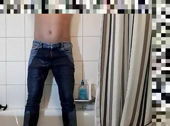 baignade, pisser, public, amateur, ados, fétiche, douche, solo, jeans, réalité