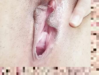 My pussy got so wet after streaming so I made myself cum again