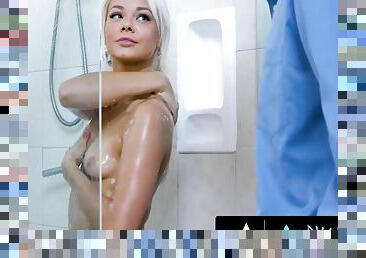 Gorgeous Blonde Elsa Jean Gets Her Pussy Banged During Nuru Massage At Home