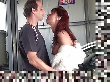 A couple fucks with a mechanic and the owner gives him a blowjob