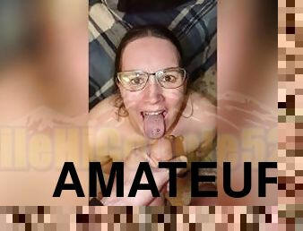 gros-nichons, lunettes, énorme, amateur, fellation, ejaculation-sur-le-corps, couple, sur-le-visage, ejaculation, percé