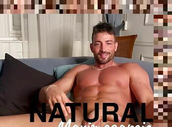 Natural Spanish pornstar masturbates at home