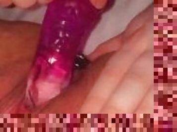 tetas-grandes, masturbación, orgasmo, coño-pussy, amateur, madurita-caliente, juguete, regordeta, marido, consolador