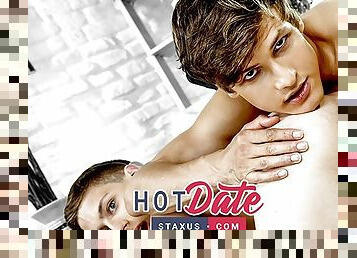STAXUS :: HOT DATE ! David Holister & Jon Biscuit