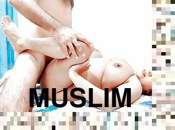 Muslim chubby girl has sex after sucking cock