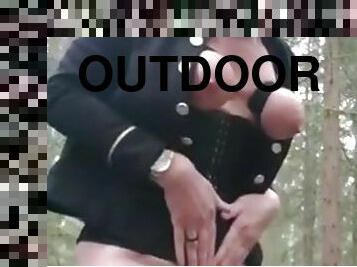 Risky multiple squirt outdoors
