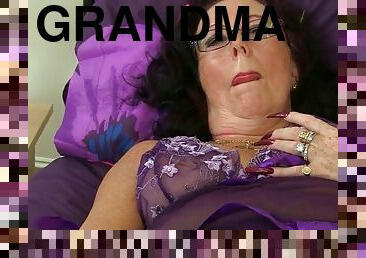 grand-mère, granny, milf, hardcore, britannique, résille, gode, cougar