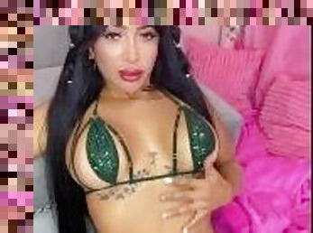 littel green, big tits