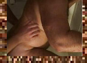 papa, doggy, dilettant, anal-sex, immens-glied, homosexuell, ficken, dusche, vati, turnhalle