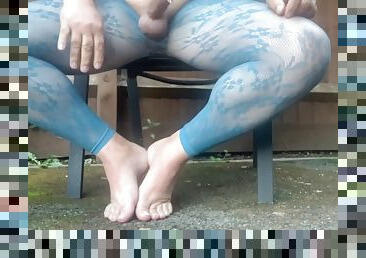 Playing outside, pissing and cumming on my feet