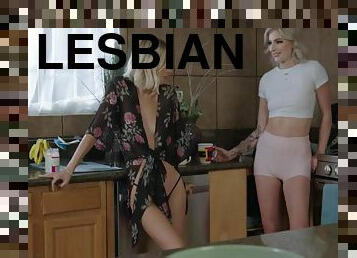 Blonde Masseuse Pussy Licks Lesbian Bff
