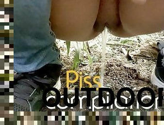 en-plein-air, pisser, public, chatte-pussy, milf, ados, compilation, point-de-vue, coquine, fétiche