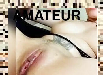 masturbação, orgasmo, cona-pussy, esguincho, amador, fetiche, sozinho, depilada, tatuagem