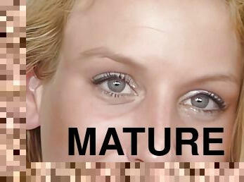 gros-nichons, masturbation, orgasme, mature, milf, hardcore, massage, doigtage, blonde, pute