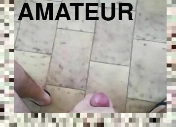 masturbation, amateur, ejaculation-sur-le-corps, énorme-bite, gay, branlette, pieds, secousses, ejaculation, solo