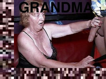 cul, levrette, grand-mère, monstre, vieux, amateur, mature, granny, énorme-bite, hardcore