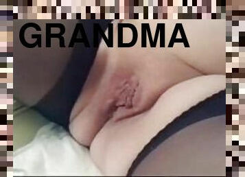 segg, nagymell, nagymama, maszturbálás, öreg, orgazmus, amatőr, nagyi, játékszer, német