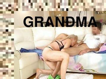bestemor, gammel, eldre, blowjob, besta, stor-pikk, milf, mamma, creampie, blond