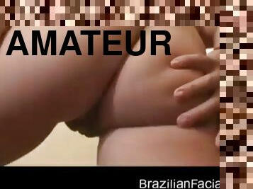 Lesbica dando pela primeira vez