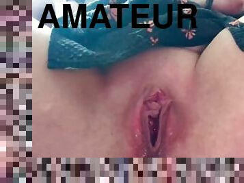 gros-nichons, masturbation, orgasme, chatte-pussy, giclée, amateur, ejaculation-sur-le-corps, doigtage, ejaculation, solo