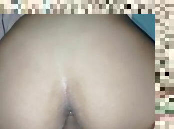 Follando el enorme culo blanco de mi mejor amiga frente a su novio cornudo