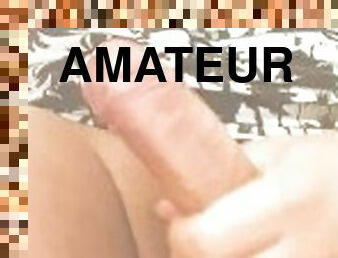 amateur, énorme-bite, gay, branlette, ejaculation-interne, solo, minet, bite