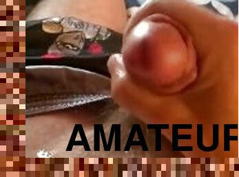 amateur, ejaculation-sur-le-corps, énorme-bite, gay, branlette, point-de-vue, ejaculation, européenne, euro, solo