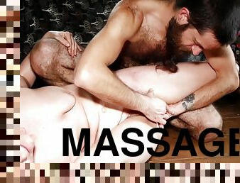 Back Massage For Milf Leads To Hairy Pussy Being Rubbed By Hand And Cock Loud Moaning And Squirt