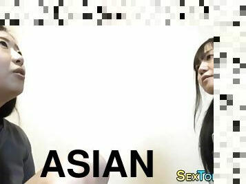 Asian lesbian fingering teen pussy