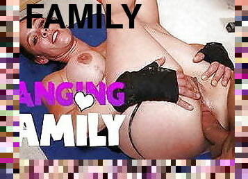 Banging Family - Fucking Step-Mommy&#039;s Ass After Training