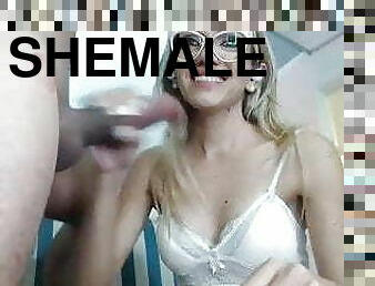 angivaleriavil shemale webcam