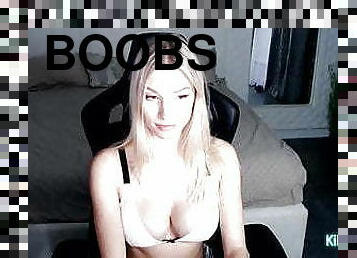 Blonde girl showing her boobs camgirlsrecords