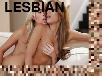 лесбіянка-lesbian, іграшка, блондинка