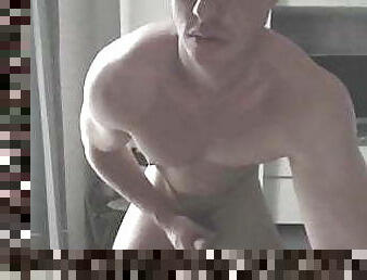 Handsome jock bate and cum on webcam